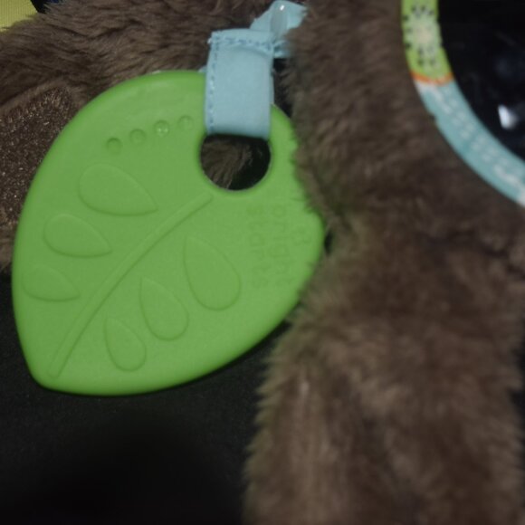 Bright Starts stuffed sloth - Picture 4 of 7